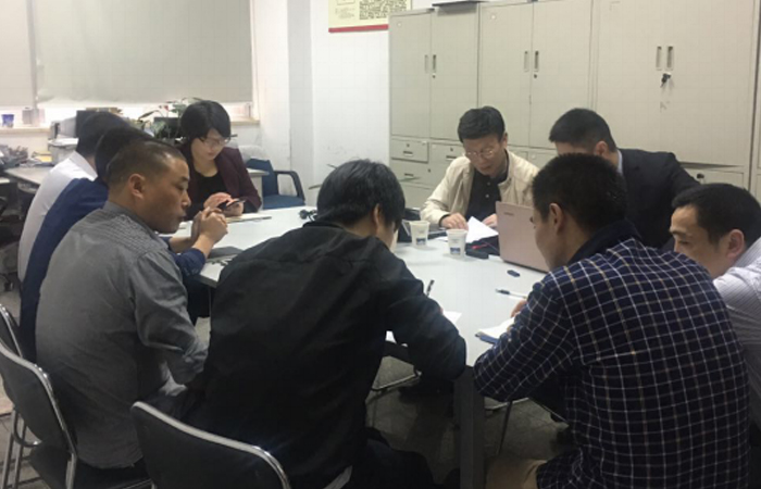 鴻寶集團(tuán)高精度全自動(dòng)交流穩(wěn)壓器和小型斷路器 再次順利通過CCC質(zhì)量認(rèn)證復(fù)評(píng)